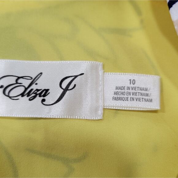 Eliza J Surplice Neckline Floral Flowy Tie Waist Summer Dress Size 10 - Picture 8 of 12